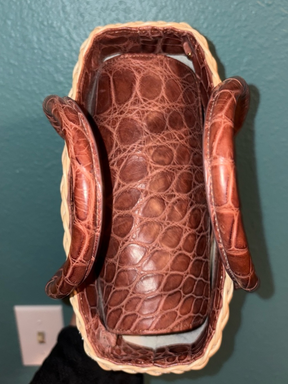 Giósa Milano Woven Rattan Tote with Brown genuine alligator leather - Picture 2 of 8